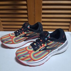 Brooks Adrenaline GTS 22 Disco Pack Limelight Women's Running Shoe * Size: 8.5